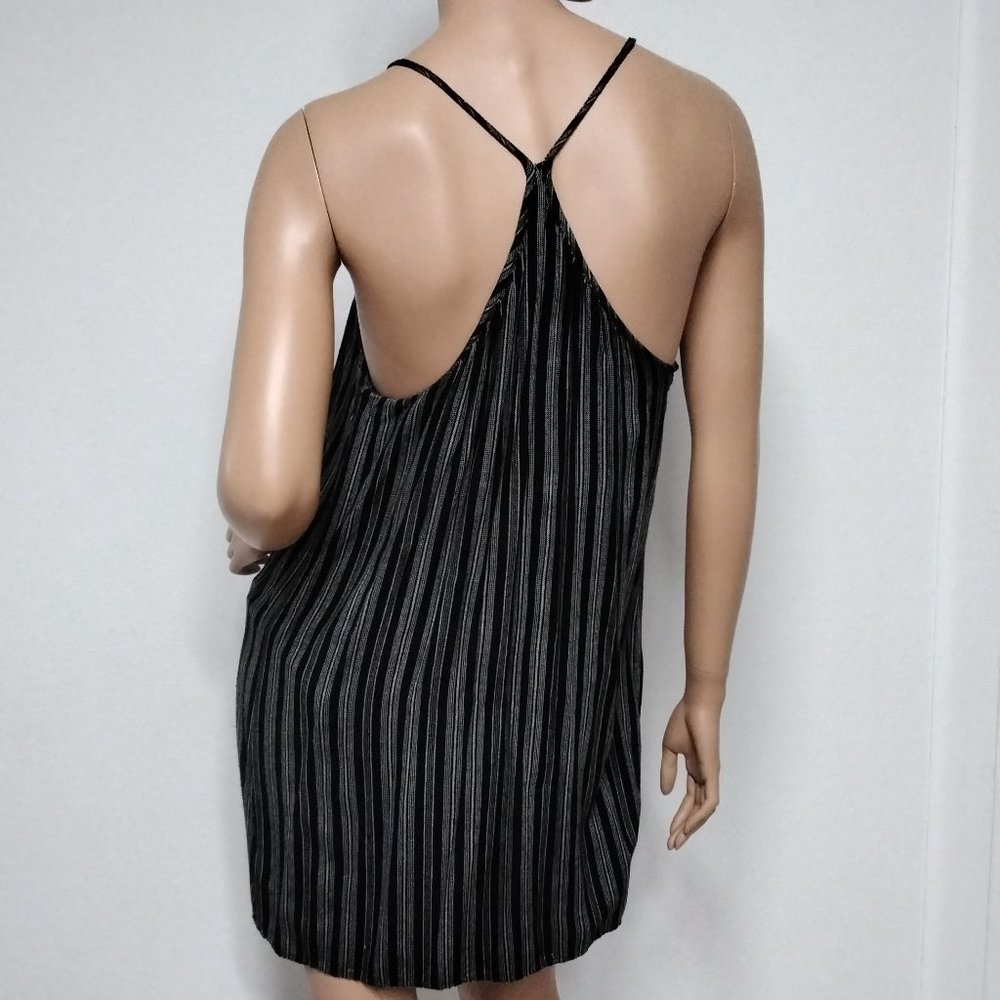 BDG woman top Oversized Relax Fit Size XS Oversized Striped Black Gray Bx0012